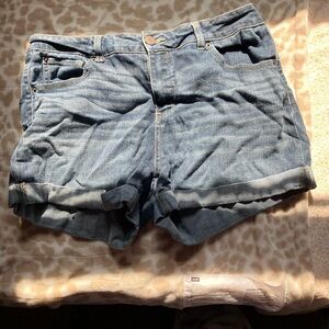 Time and Tru Light Blue Rolled-Hem Denim Shorts